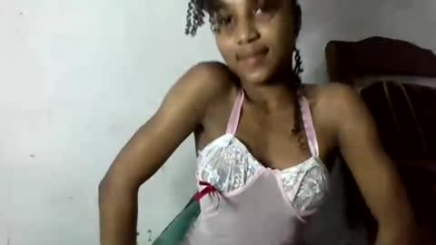 amelisy20005 online show from June 2026 05:14:01 PM