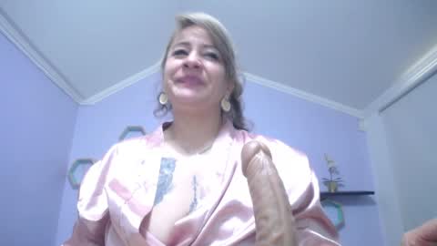 Amell Thomson online show from December 2024 05:32:02 PM