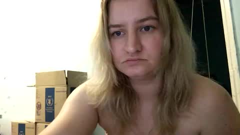 amely12 online show from January 2025 04:22:01 PM