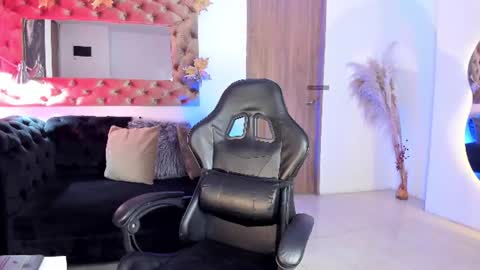          online show from June 2026 12:19:01 PM