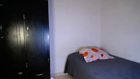 Snapshot of amelycaro chatting on January 2025 05:14:01 AM Amely online show from January 2025 05:14:01 AM