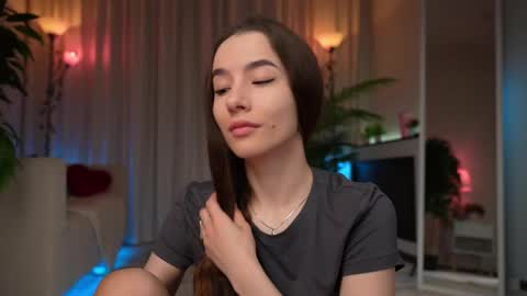 Amy  online show from June 2026 01:34:02 AM