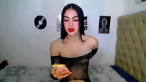 ameryhottie online show from July 2026 02:44:01 PM