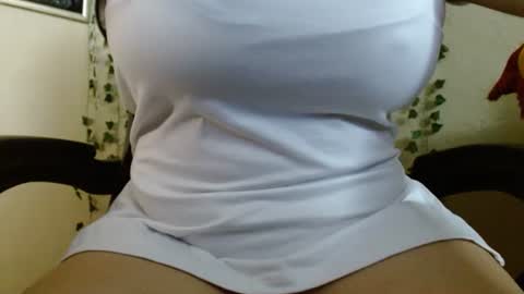 Snapshot of ames9001 chatting on December 2024 12:09:02 PM Mari online show from December 2024 12:09:02 PM