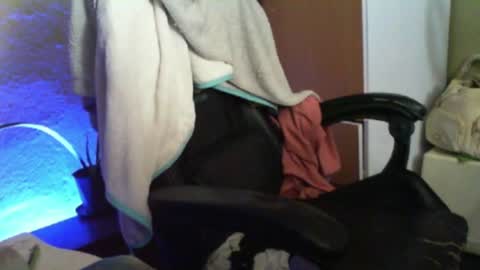 Snapshot of ames9001 chatting on December 2025 12:12:02 PM Mari online show from December 2025 12:12:02 PM