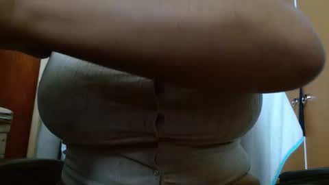 Snapshot of ames9001 chatting on January 2026 02:00:01 PM Mari online show from January 2026 02:00:01 PM