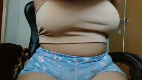 Snapshot of ames9001 chatting on February 2026 12:19:01 PM Mari online show from February 2026 12:19:01 PM