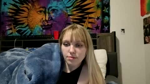 amethystmoon18 online show from March 2026 07:43:02 PM