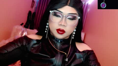 Queen Mireska online show from March 2026 05:42:01 PM