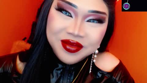Queen Mireska online show from March 2026 03:40:01 PM