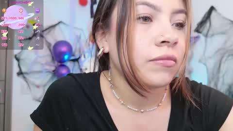 Snapshot of amicuper chatting on October 2025 04:05:01 PM Amy online show from October 2025 04:05:01 PM