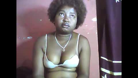 amielle_01 online show from April 2026 09:12:01 AM