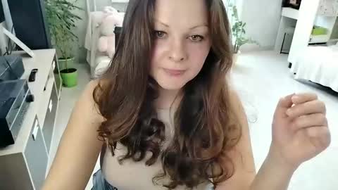 Snapshot of amilafran chatting on October 2025 05:44:02 AM Mila online show from October 2025 05:44:02 AM