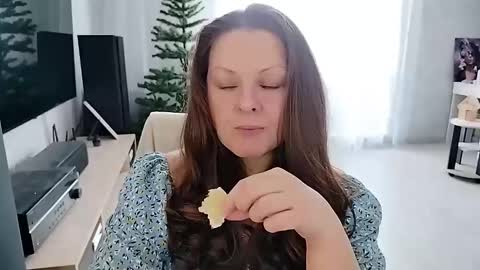 Snapshot of amilafran chatting on February 2026 06:39:02 AM Mila online show from February 2026 06:39:02 AM