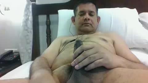 Snapshot of amimonalisa chatting on April 2026 06:27:01 PM amimonalisa online show from April 2026 06:27:01 PM
