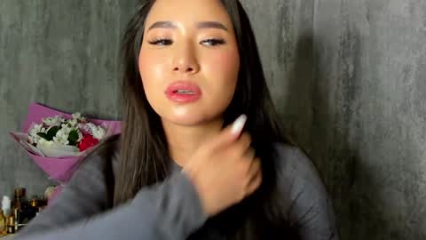 Snapshot of amina_artin chatting on December 2024 12:46:02 PM Amina online show from December 2024 12:46:02 PM