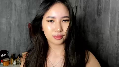 Snapshot of amina_artin chatting on February 2025 01:08:02 PM Amina online show from February 2025 01:08:02 PM