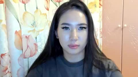 Snapshot of amina_artin chatting on October 2025 12:17:01 PM Amina online show from October 2025 12:17:01 PM