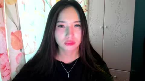 Snapshot of amina_artin chatting on November 2025 07:41:02 AM Amina online show from November 2025 07:41:02 AM