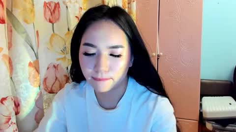 Snapshot of amina_artin chatting on November 2025 06:33:02 PM Amina online show from November 2025 06:33:02 PM