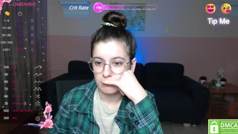 Amina online show from March 2025 12:22:02 PM