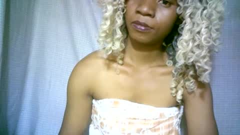 aminah01 online show from January 2025 01:02:02 PM