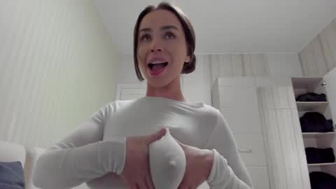 Kristina online show from June 2026 06:20:02 PM