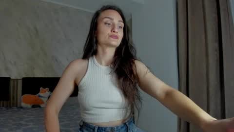 AmiraAnne online show from July 2026 07:08:02 PM