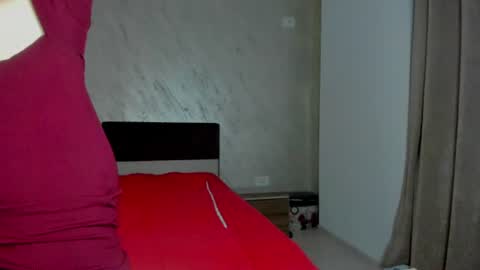 AmiraAnne online show from July 2026 07:39:01 PM