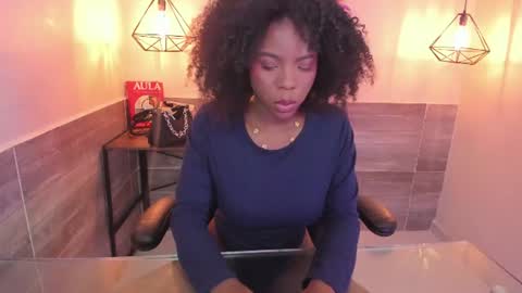 amirajones online show from June 2026 09:19:01 PM