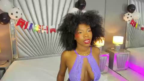 amirajones online show from June 2026 08:35:01 PM