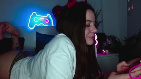 AmiraSkai online show from February 2025 06:37:01 PM