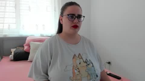 Amira Vyxen online show from April 2026 07:11:01 AM