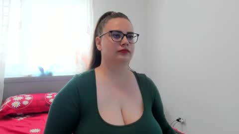 Amira Vyxen online show from June 2026 07:31:01 AM