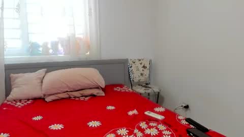 Amira Vyxen online show from July 2026 08:50:01 AM