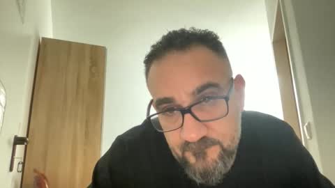 Snapshot of amirsds3298129 chatting on February 2026 07:07:01 PM amirsds3298129 online show from February 2026 07:07:01 PM
