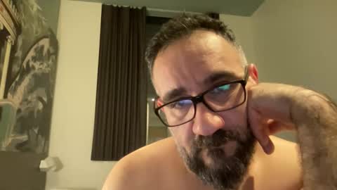 Snapshot of amirsds3298129 chatting on February 2026 10:17:01 PM amirsds3298129 online show from February 2026 10:17:01 PM