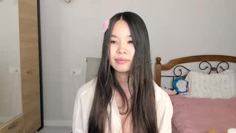 Snapshot of amiya_cute chatting on February 2026 05:17:02 PM Ami online show from February 2026 05:17:02 PM