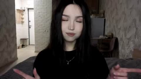Snapshot of amiyulo chatting on July 2026 05:40:02 PM Milana online show from July 2026 05:40:02 PM