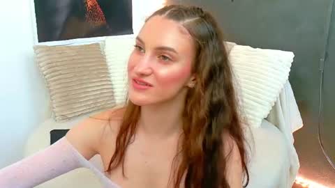 Amira online show from July 2026 04:47:01 AM