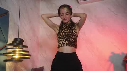 Snapshot of ammy_durand chatting on April 2026 01:42:02 AM ammy durand online show from April 2026 01:42:02 AM