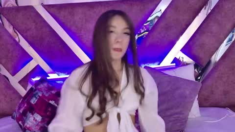 Ammy Jones online show from May 2026 07:23:02 PM