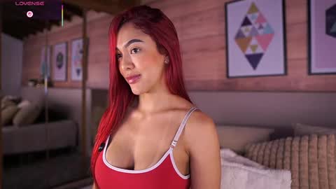 Snapshot of ammyscott1 chatting on October 2025 11:24:02 PM Ammy Scott online show from October 2025 11:24:02 PM