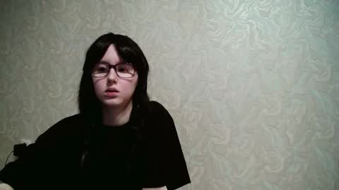 Snapshot of amomira chatting on October 2025 08:20:02 AM Amomira online show from October 2025 08:20:02 AM