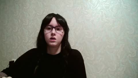 Amomira online show from April 2026 11:46:01 PM