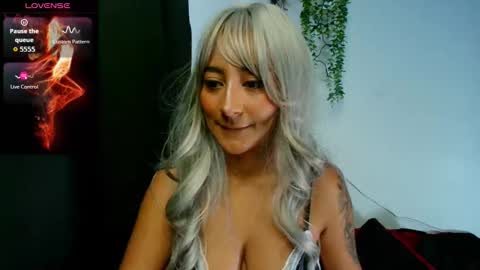 Snapshot of amonet_23 chatting on November 2025 03:07:01 AM amonet 23 online show from November 2025 03:07:01 AM