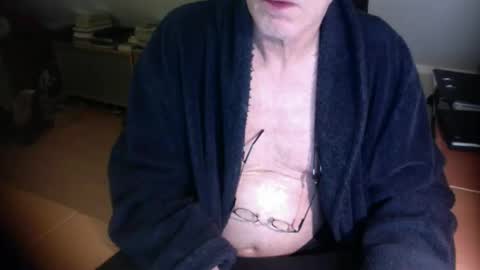 Amor2200 online show from February 2026 08:57:02 PM