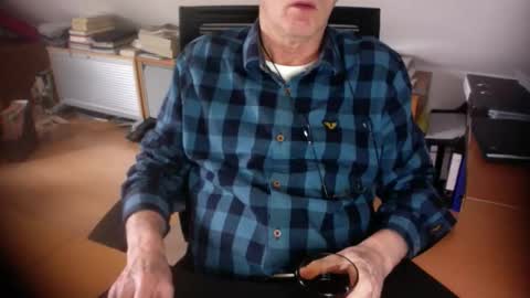 Amor2200 online show from February 2026 10:10:01 AM