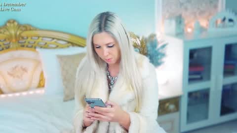  Im the first transgender post-op model on haturbate. I have a new sweet pussy... online show from December 2024 06:41:01 PM