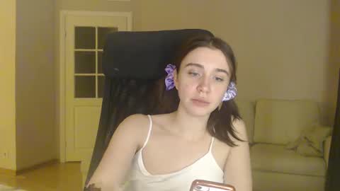 Snapshot of amoremeoww chatting on February 2025 09:37:02 PM miss unforgettable online show from February 2025 09:37:02 PM